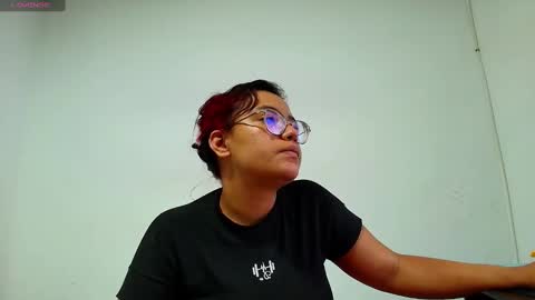 Amelia  Lucas online show from 01-08-25, 04:02