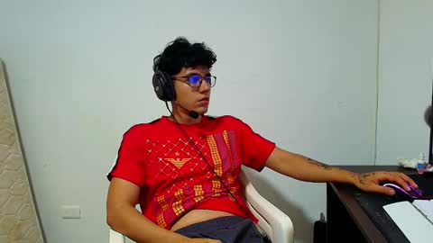 Amelia  Lucas online show from 01-28-25, 01:08
