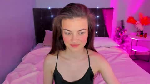 Ameli Lorans online show from 01-04-25, 03:18