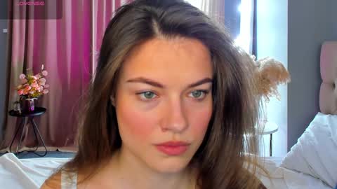 Ameli Lorans online show from 02-06-25, 03:06