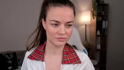 Ameli Lorans online show from 03-12-25, 06:07