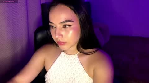 Amelia online show from 05-28-26, 12:19
