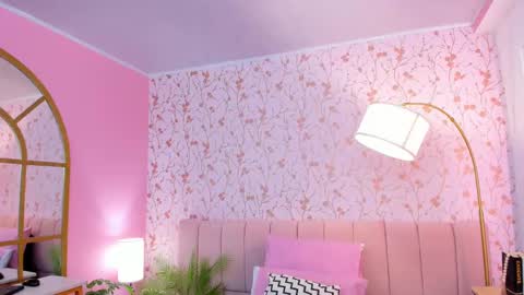 Amelia Adams online show from 02-23-25, 01:24