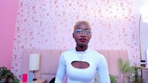 Amelia Adams online show from 12-02-25, 07:09