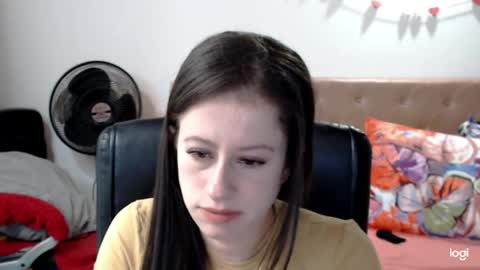 Snapshot of amelia_bella chatting on 04-16-26, 11:40 amelia online show from 04-16-26, 11:40