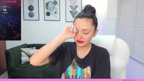 amelia online show from 02-06-25, 11:43