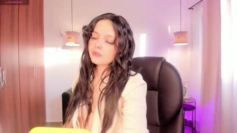 amelia online show from 09-12-25, 11:32