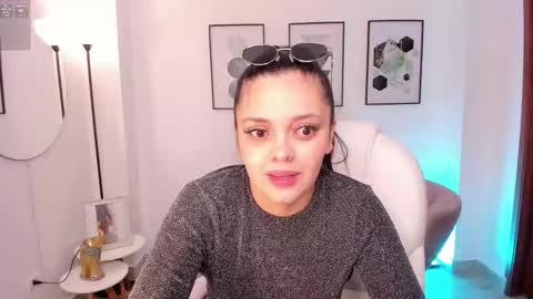 amelia online show from 09-21-25, 11:45
