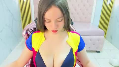 amelia_cooper_s online show from 06-23-26, 07:56