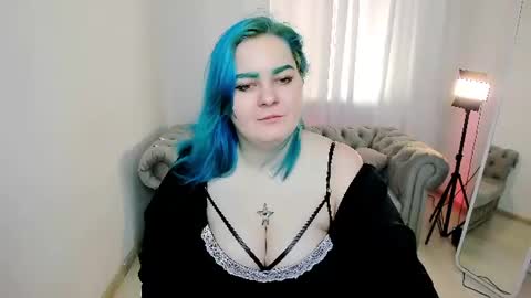 Amelia online show from 06-14-26, 10:17