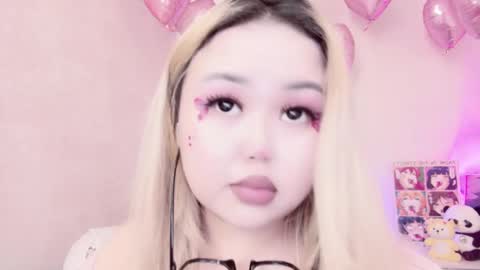 Amelia online show from 02-14-25, 12:41