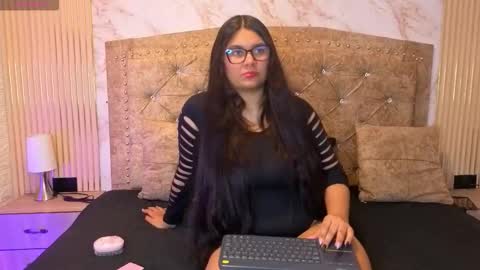 AMELIA CASTELL  online show from 03-13-26, 01:40