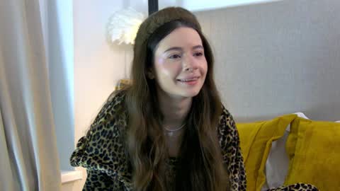 Amelia online show from 02-12-25, 07:02