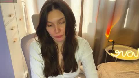 Snapshot of ameliahenderson chatting on 03-11-26, 11:27 Ameli online show from 03-11-26, 11:27