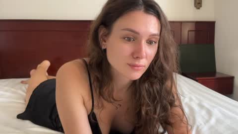 Ameli online show from 06-24-26, 11:15