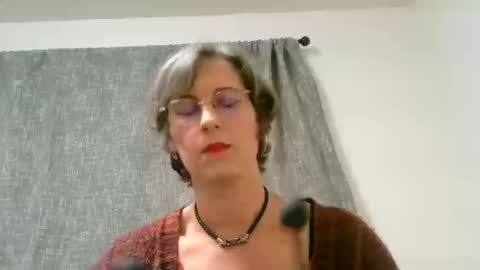 Ameliaishka online show from 10-11-25, 02:11