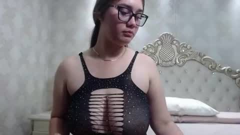 Amelia online show from 07-02-26, 11:22