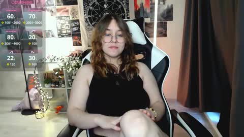 Amelia online show from 11-21-25, 08:57