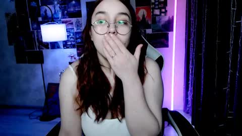 Amelia online show from 05-14-26, 12:23
