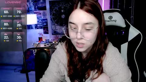 Amelia online show from 05-17-26, 03:41