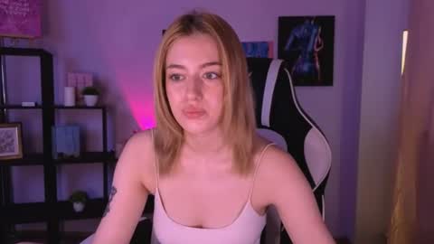 ameliarosaline online show from 06-16-26, 04:04