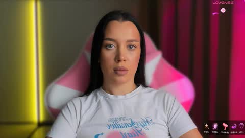 Amelia Sonk online show from 10-14-25, 07:03