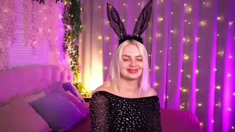  Amelia  online show from 06-19-26, 02:38