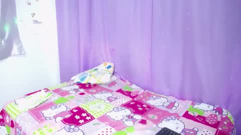 Snapshot of amelie01bronw chatting on 12-29-24, 04:38 amelie brown online show from 12-29-24, 04:38