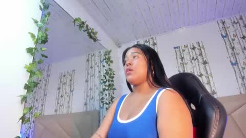 Snapshot of amelie_angels chatting on 10-08-25, 09:01 Amelie online show from 10-08-25, 09:01