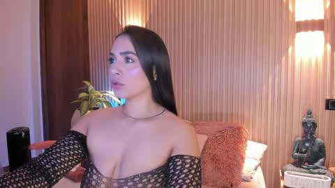 Amelie online show from 05-08-26, 01:22