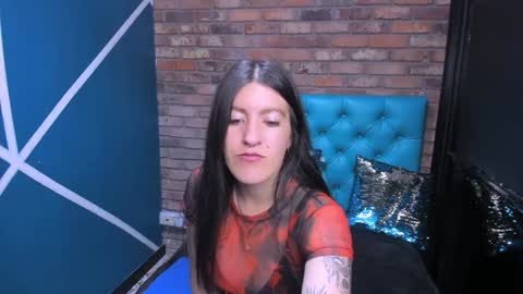 Snapshot of ameliegray chatting on 12-26-24, 07:38 A M E L I E online show from 12-26-24, 07:38