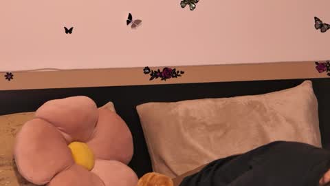 Snapshot of ameliereeaa chatting on 03-20-26, 04:39 AmelieReeaa online show from 03-20-26, 04:39