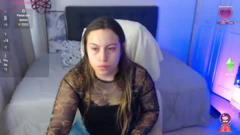 Amelie  online show from 06-23-26, 02:48