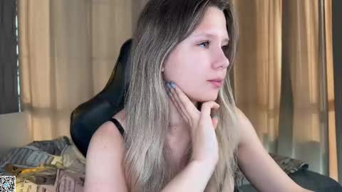 Ameliia castro online show from 10-05-25, 09:51