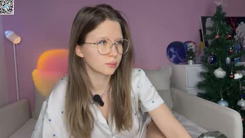 Ameliia castro online show from 12-21-25, 07:15