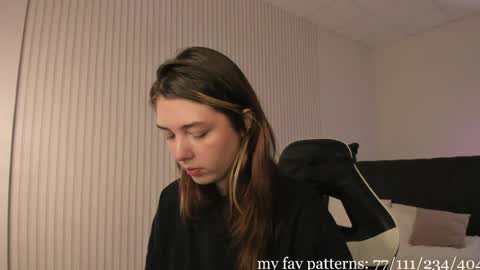 Ameliia castro online show from 06-25-26, 05:12