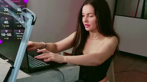 amelinamersi online show from 05-02-26, 10:09