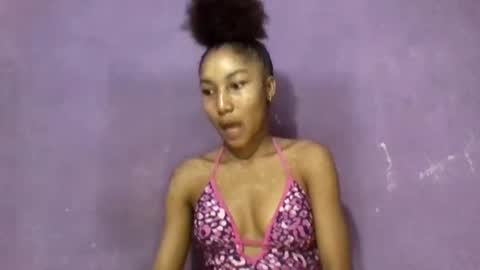 amelisy20005 online show from 02-02-26, 06:56