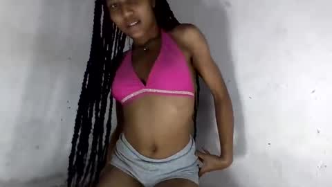 amelisy20005 online show from 06-23-26, 05:00