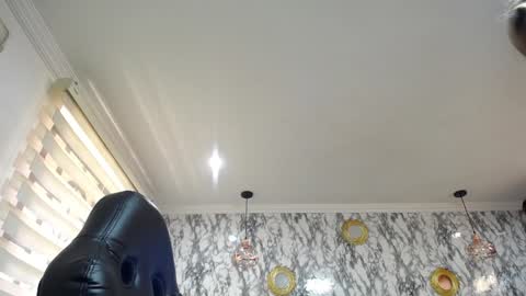 Amell Thomson online show from 01-22-25, 05:38