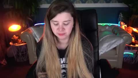 amellymillyy online show from 03-17-26, 08:23