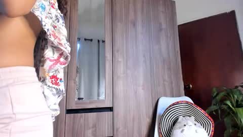 Amely  online show from 02-06-26, 02:53