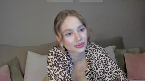 Stefa online show from 09-19-25, 04:29
