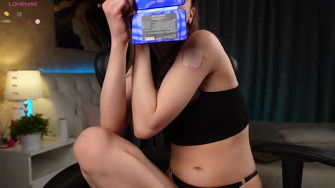 Amy  online show from 01-31-25, 04:14