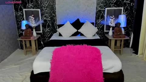 Claire online show from 09-19-25, 08:27