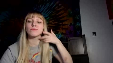 Snapshot of amethystmoon18 chatting on 03-05-26, 04:30 amethystmoon18 online show from 03-05-26, 04:30