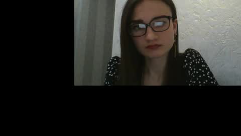 Snapshot of amethystnight_ chatting on 02-11-25, 06:33 Julia online show from 02-11-25, 06:33