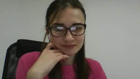 Snapshot of amethystnight_ chatting on 02-18-25, 02:27 Julia online show from 02-18-25, 02:27
