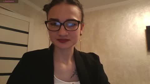 Snapshot of amethystnight_ chatting on 03-06-25, 10:30 Julia online show from 03-06-25, 10:30