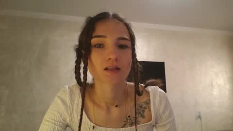 Snapshot of amethystnight_ chatting on 10-07-25, 08:55 Julia online show from 10-07-25, 08:55